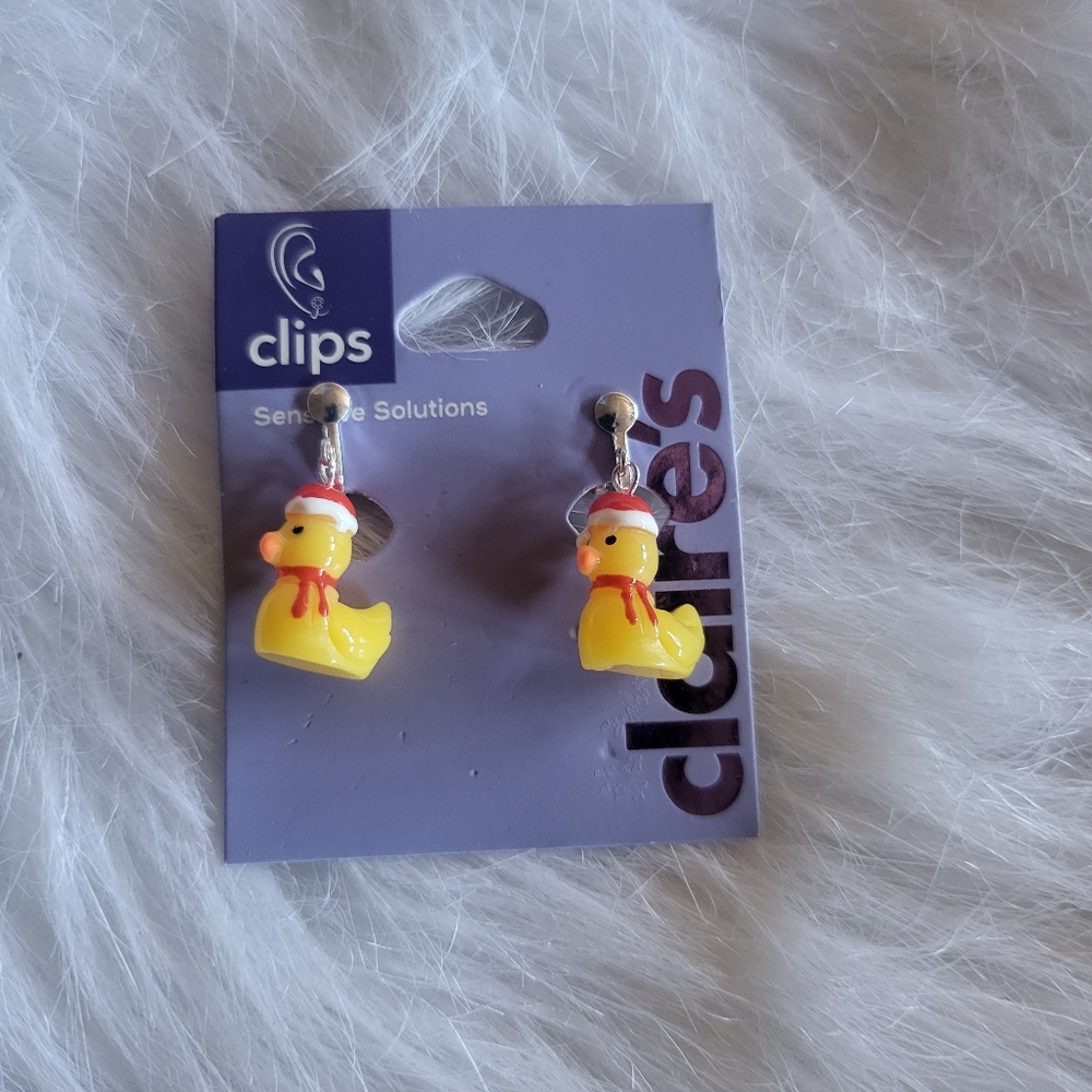 Clip On Duck Earrings Set
